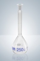Колба мерная Hirschmann 500 мл, класс A, светлое стекло, со шлифом NS 19/26 и пластиковой пробкой