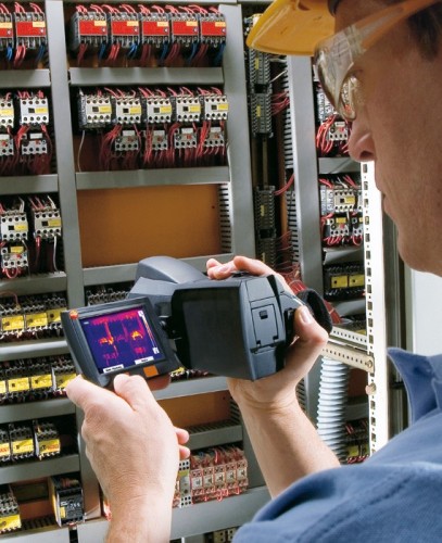 Тепловизор Testo 876 с NETD <80 мК
