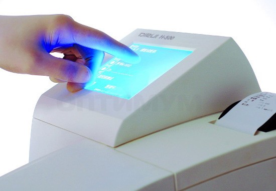 Анализатор мочи DIRUI H-500